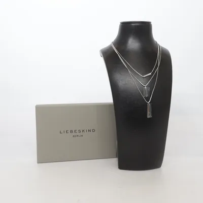 Halsband (Silverfärgad) från Liebeskind Berlin Okänd metall