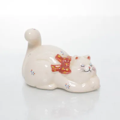 Figurine (Beige, Multicolored) from Bruka