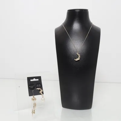 Smyckesset (Guldfärgad) från Pilgrim Okänd metall