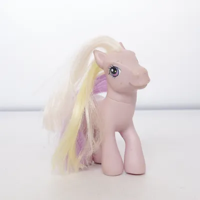 Toy animal (Pink, Yellow, Purple) from Hasbro