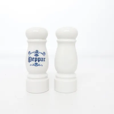 Salières et poivrières