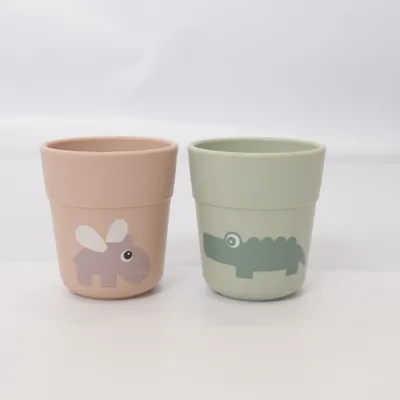 Mugg (Rosa, Grön) från Done by Deer