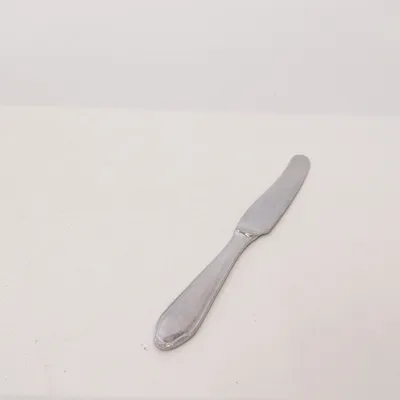 Kniv (Silverfärgad) från Svenskt Rostfritt Stål