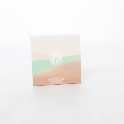 Powder (Poudre De Teint Rosé 250) from Yves Rocher