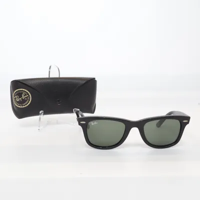 Solglasögon (RB 2140) från Ray-Ban