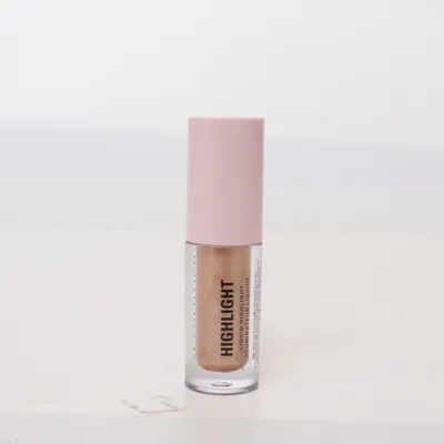 Highlighter (Bronzed glow) from Revolution