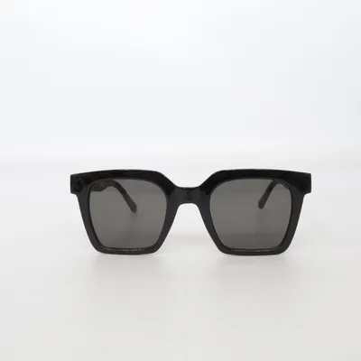 Sunglasses (Black) from Junkyard