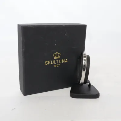 Armband (Silverfärgad) från Skultuna Okänd metall