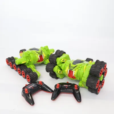 Radiostyrd leksak (Grön, Svart, Röd) från Carrera