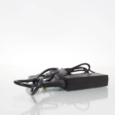 Computeroplader fra Lenovo