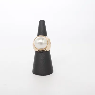 Ring (Goud) Onbekend materiaal