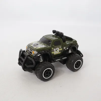 Toy car (Green, Black) from Revell
