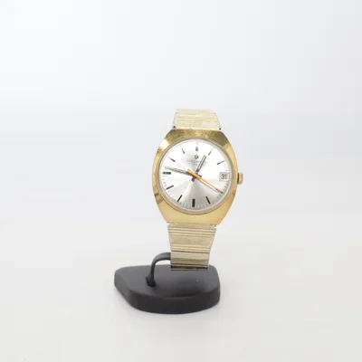 Armbandsur (Guldfärgad, Silverfärgad) från Junghans