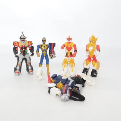 Toy figurine (Multicolored) from Bandai