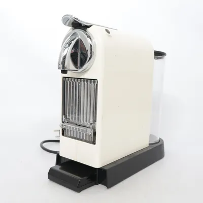 Espressomaskin (D111) från Nespresso