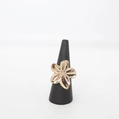 Ring (Guldfärgad) Okänd metall