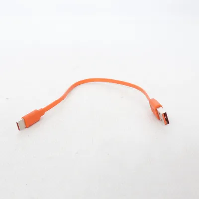 USB-kabel från JBL
