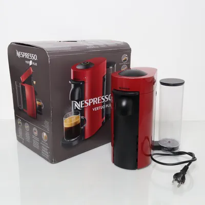 Kaffemaskin (VERTUO PLUS) från Nespresso
