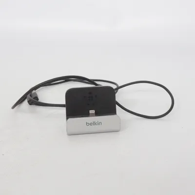 Mobile charger (F8J045) from Belkin