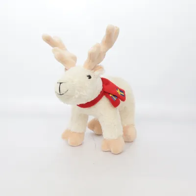 Peluche (Blanc, Beige, Rouge) de Nordic Souvenir