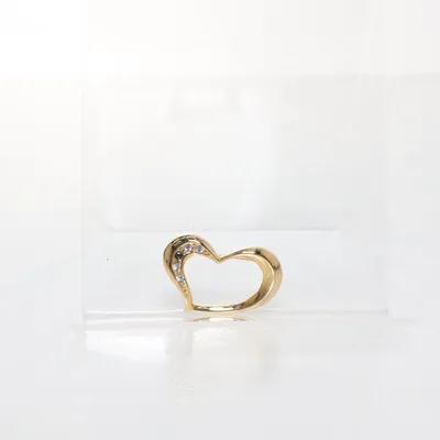 Brosch (Guldfärgad) Okänd metall