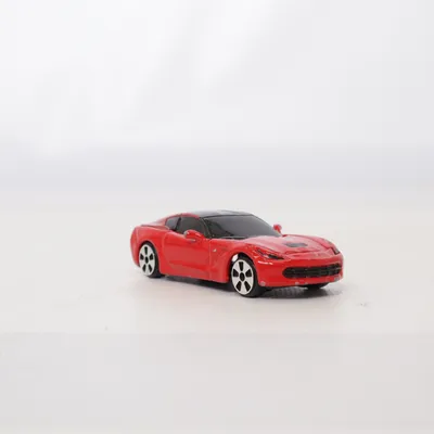 Leksaksbil (2014 Corvette Stingray) från Maisto