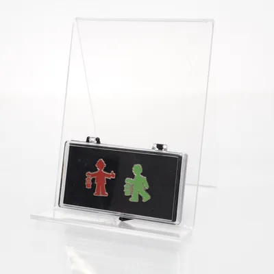 Pin (Grön, Röd) Okänd metall