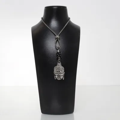 Halsband (Grå) Okänd metall