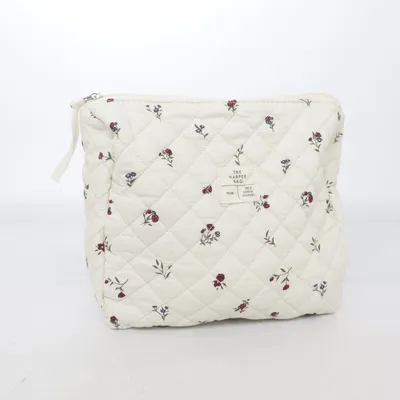 Toilet bag (The Harper Bag) from Lager 157 Denim Makers
