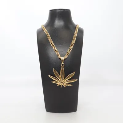 Halsband (Guldfärgad) Okänd metall