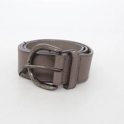 Riem (Bruin) van Anna Field