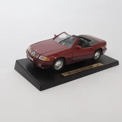 Voiture modèle réduit (500Sl) de Mercedes-Benz