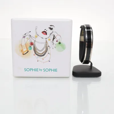 Armring (Svart, Silverfärgad) från Sophie by Sophie Okänd metall