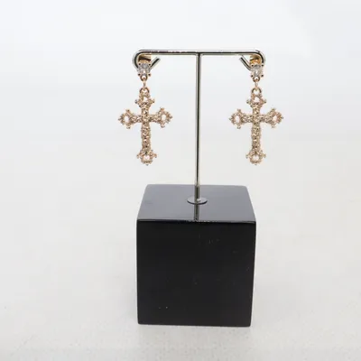 Örhängen (Guldfärgad) från Urban Outfitters Rostfritt stål