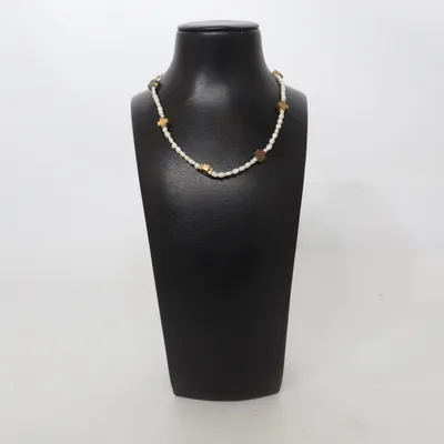 Halsband (Vit, Guldfärgad) från Othmar Okänd metall