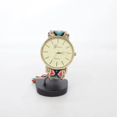 Montre (Or, Multicolore) de Geneva