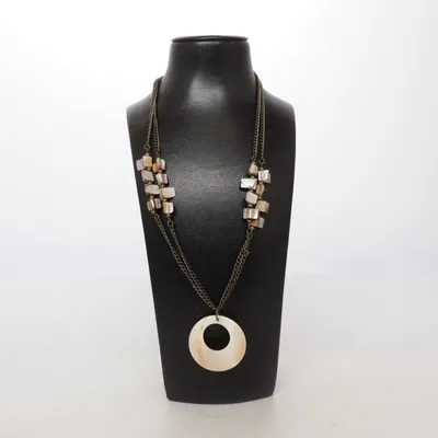 Halsband (Flerfärgad) Snäckor