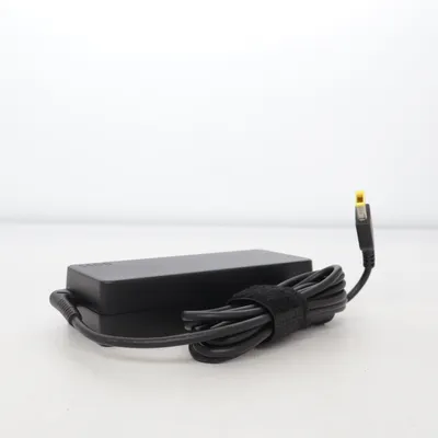 Computeroplader (A22-090P1A) fra Lenovo