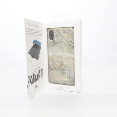 Mobilskal (SPARKLE GREIGE MARBLE) från iDeal of Sweden