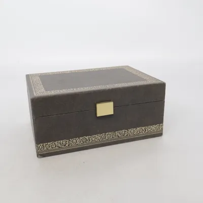 Boîte à bijoux (Noir, Rouge) de Design Philipp