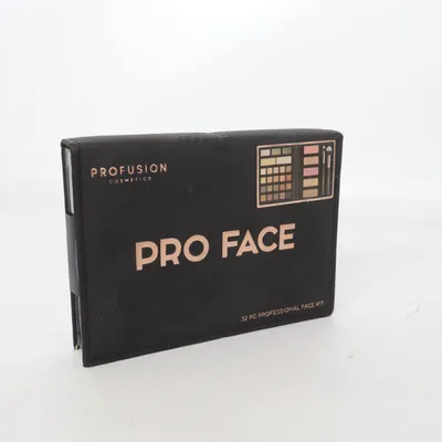 Make-up set (Pro Face) van Pashion Cosmetics