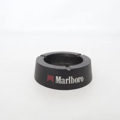 Askfat (Svart) från Marlboro