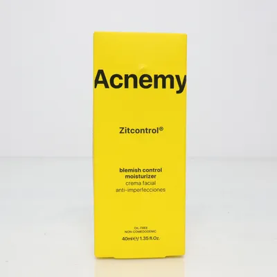 Ansiktsrengöring från Acnemy