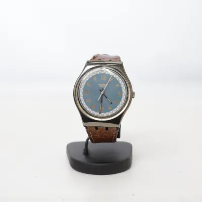 Montre (Marron, Bleu) de Swatch