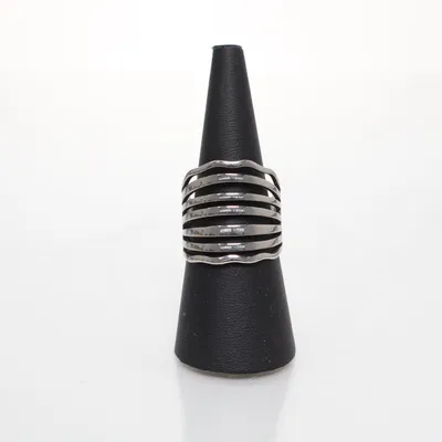 Ring (Silverfärgad) Okänd metall