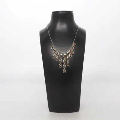 Collier (Argent, Orange) Métal inconnu