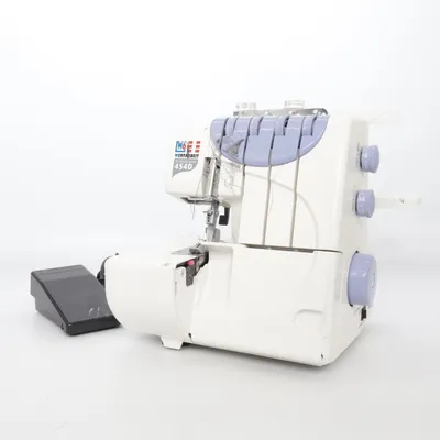 Naaimachine (454D) van Wertarbeit