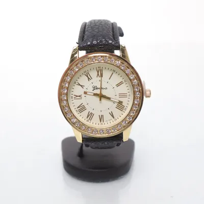 Armbandsur (Svart, Guldfärgad, Vit) från Geneva