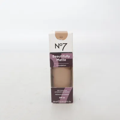 Foundation (Beautifully Matte) van No7