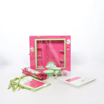 Bakredskap (Rosa, Grön, Vit) från Girl It